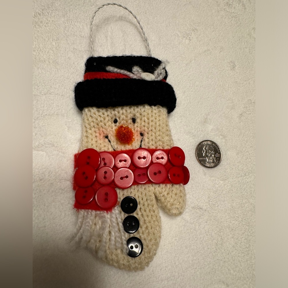 Vintage Snowman Mitten Holiday Ornament in excellent condition